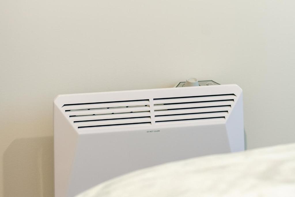 Cozy and Chic in Central Christchurch - Resim 34