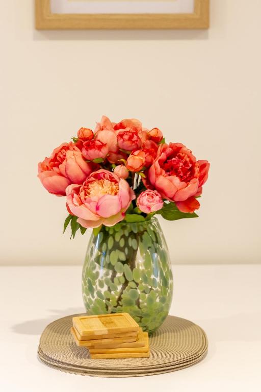 Cozy and Chic in Central Christchurch - Resim 40