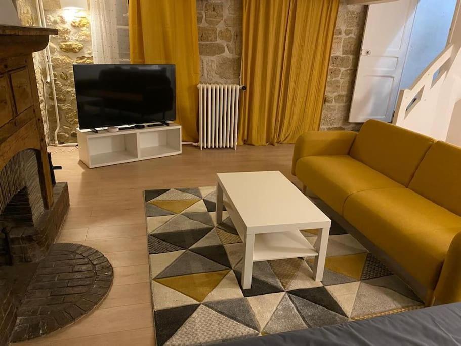 Photo de la galerie de l'établissement Maison de charme en pierre, à Cergy