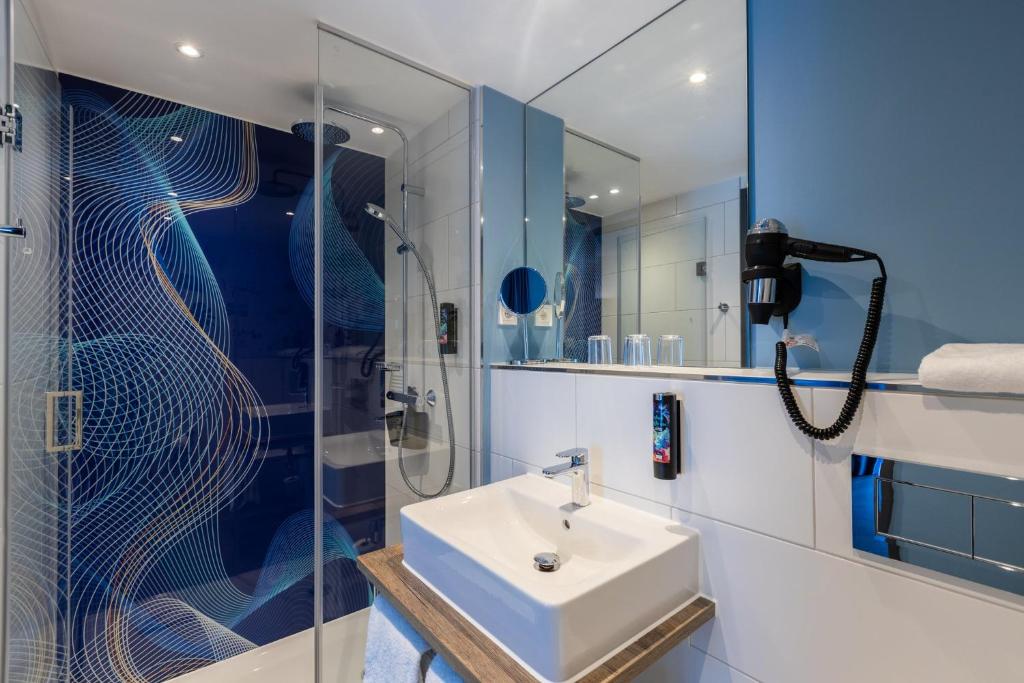 Holiday Inn-the niu, Wave Karlsruhe Oststadt by IHG - 13