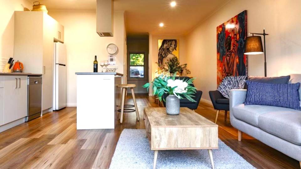 Kuchyň nebo kuchyňský kout v ubytování Hotel Trentham Villa 1