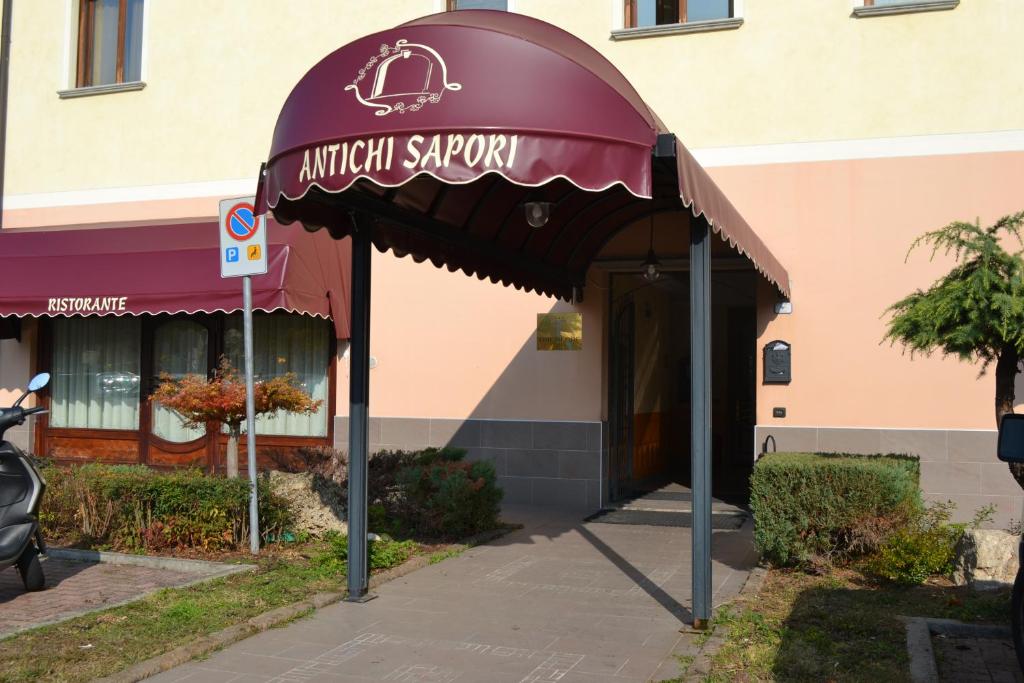 Tricolore Hotel - Economy Double Or Twin Room