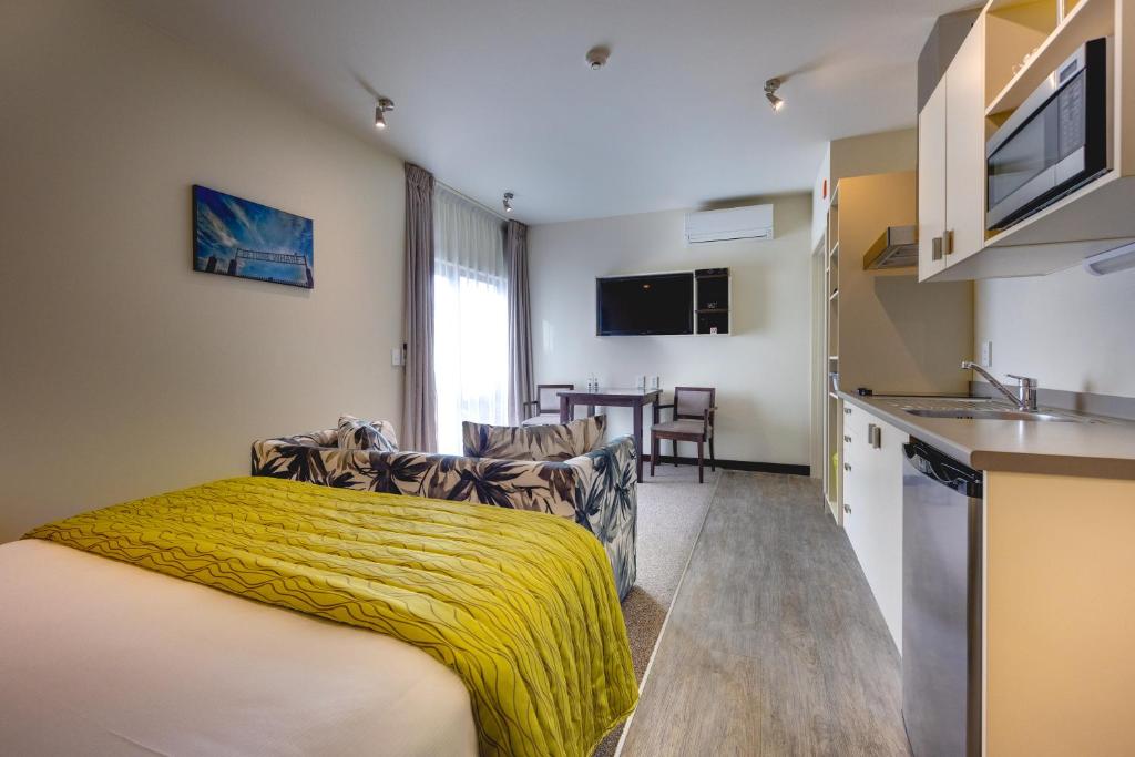 Ava Lodge - Resim 31