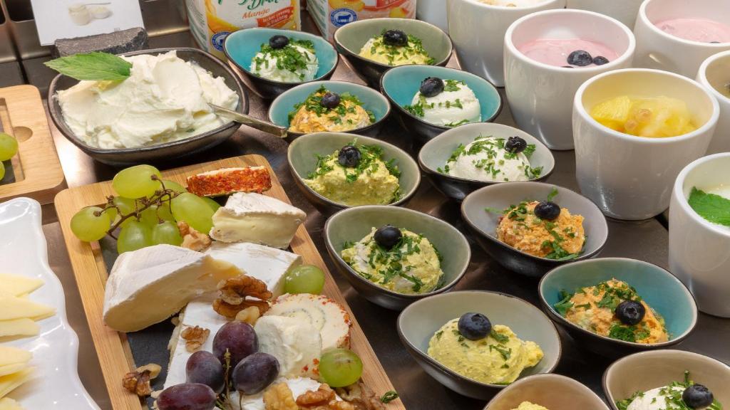 Holiday Inn - the niu, Leo Nuremberg by IHG - Resim 30