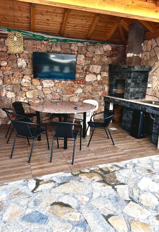 Galería fotográfica de Villa Tunaj new Pool and BBQ en Bar