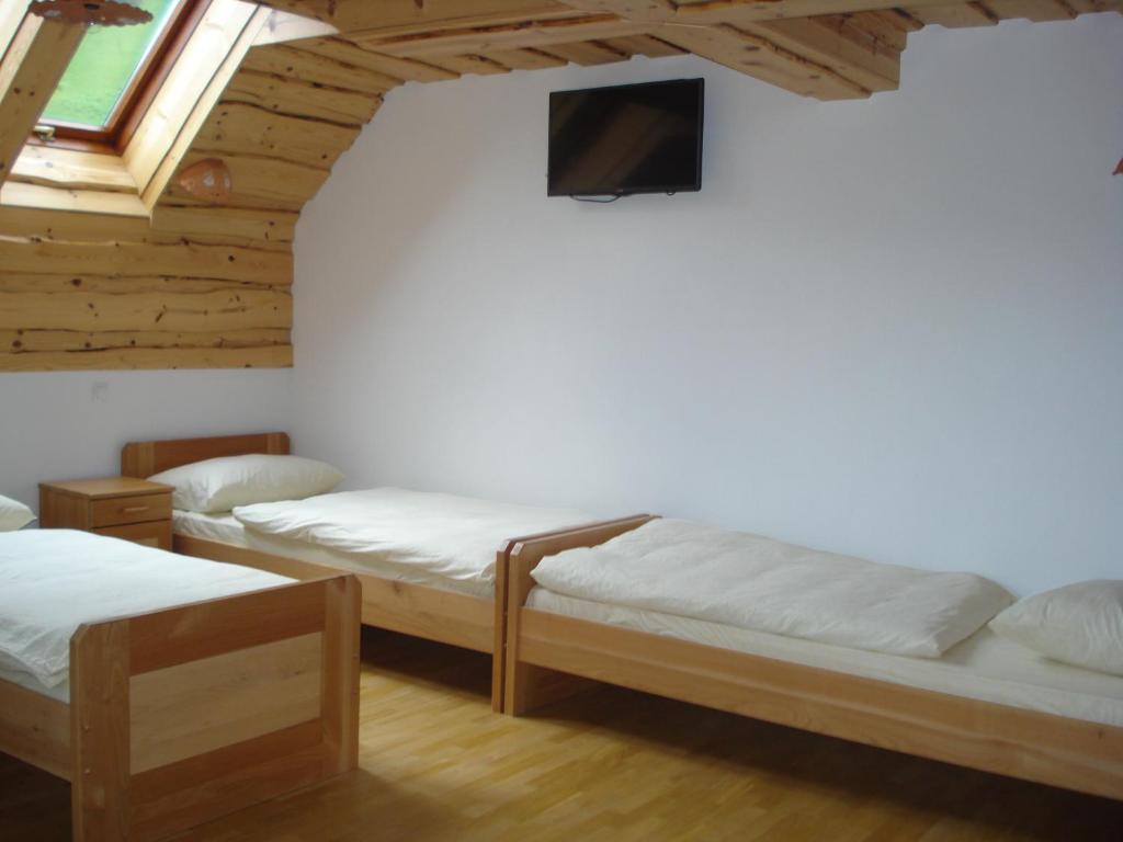 Postel nebo postele na pokoji v ubytování Farmstay Hiša Pečovnik