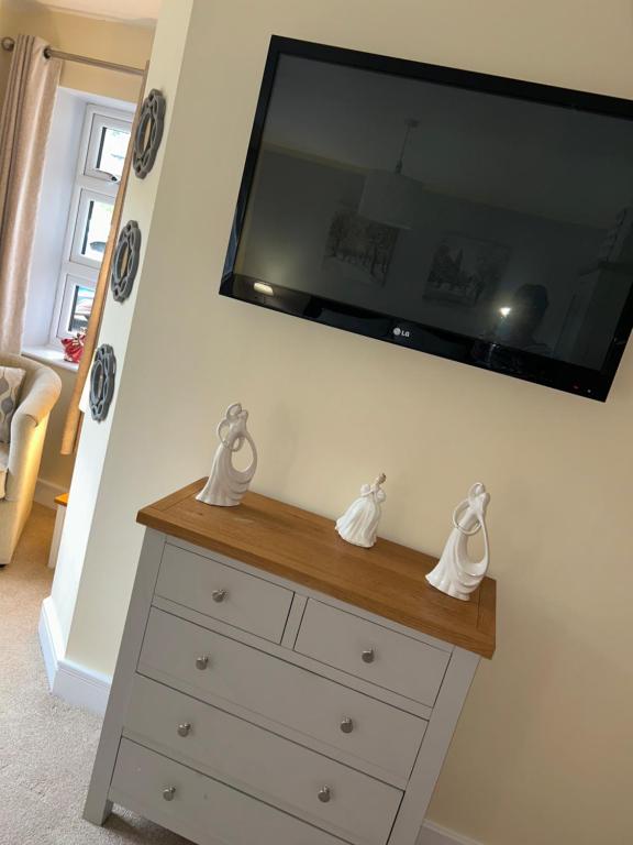 Fotografie z fotogalerie ubytování Claverley Hideaway Sleeps 2 with Patio v destinaci Wolverhampton