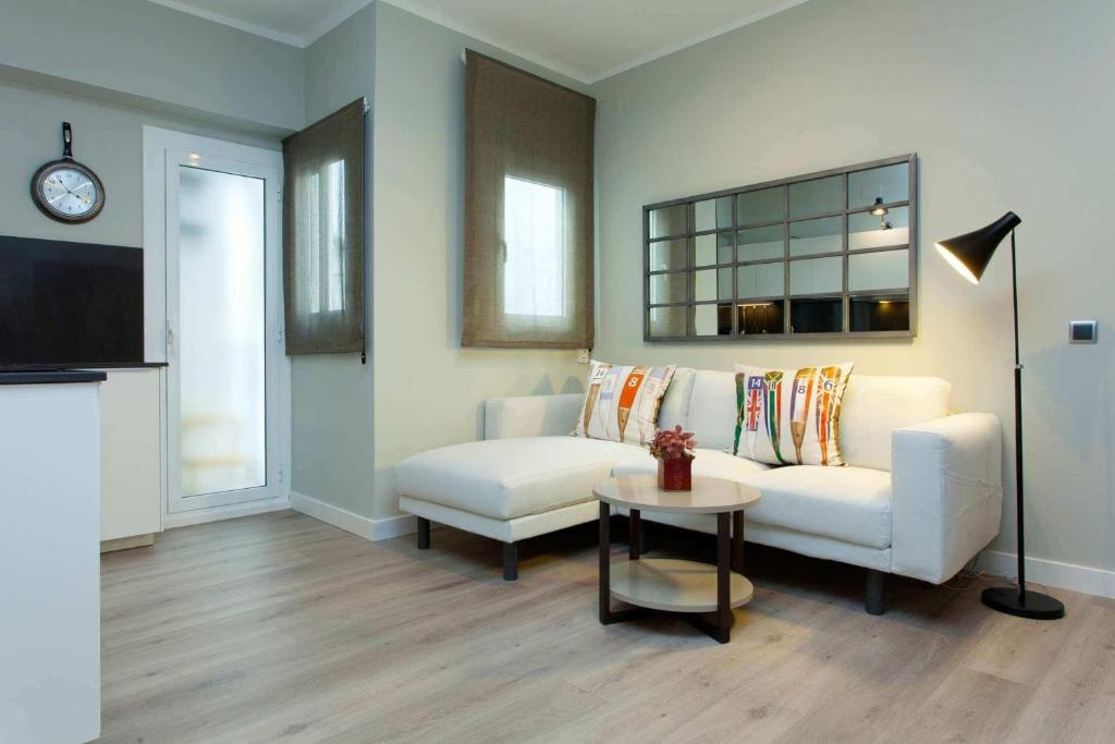 Modern Apartment near Sagrada Familia