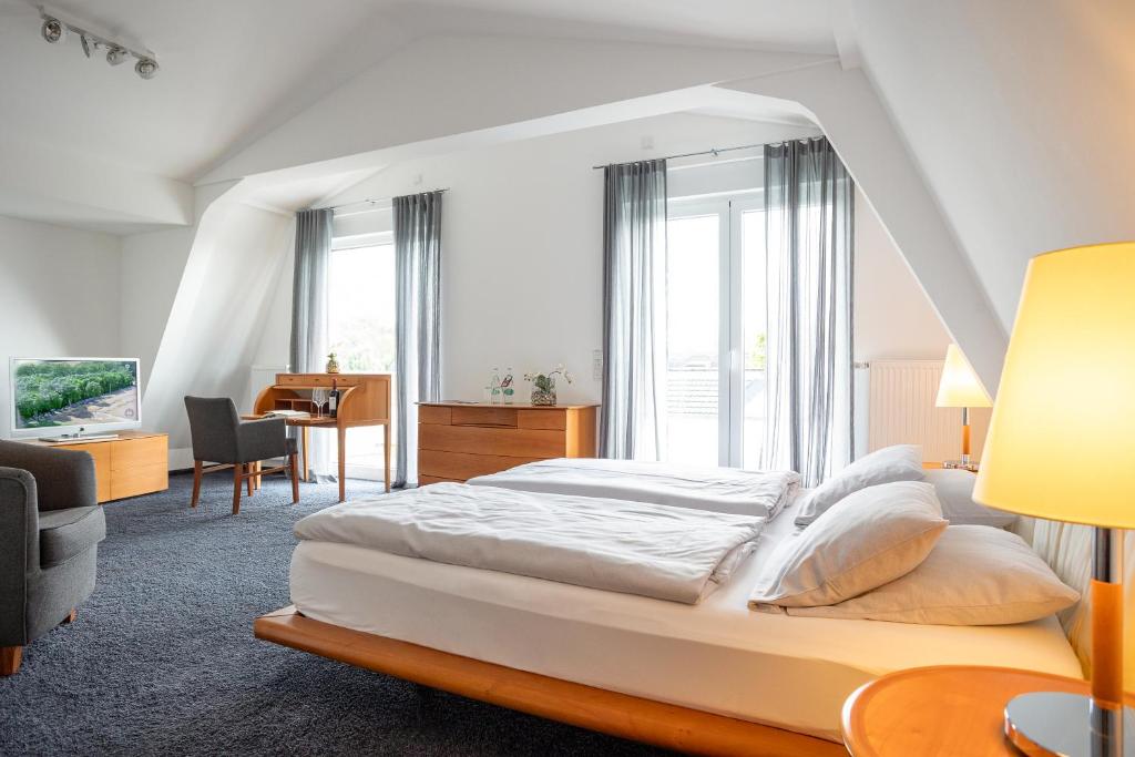 &REPEAT Köln Airport - Resim 29