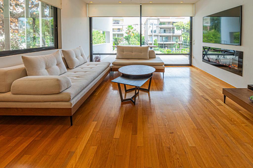 Stylish Escape in Glyfada