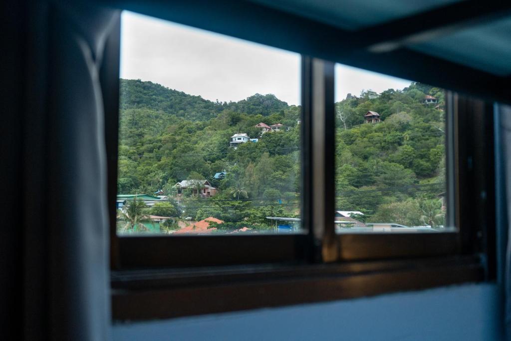 Üldine mäevaade või majutusasutusest Closca Hostel Koh Tao pildistatud vaade