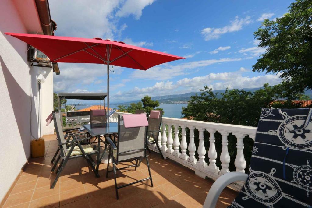 Balkón alebo terasa v ubytovaní Apartment in Silo/Insel Krk 13555