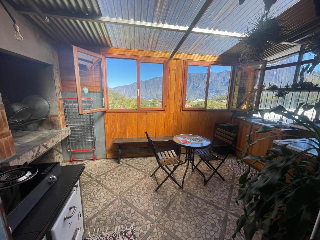 Cucina o angolo cottura di LE VIGNERON