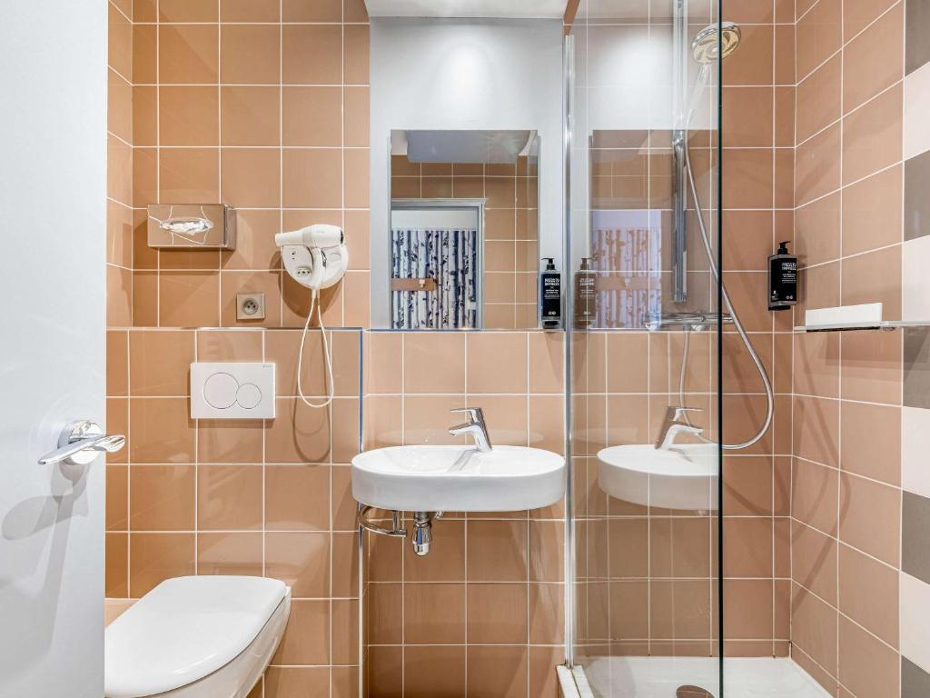 Koupelna v ubytování ibis Styles Annecy Centre Gare