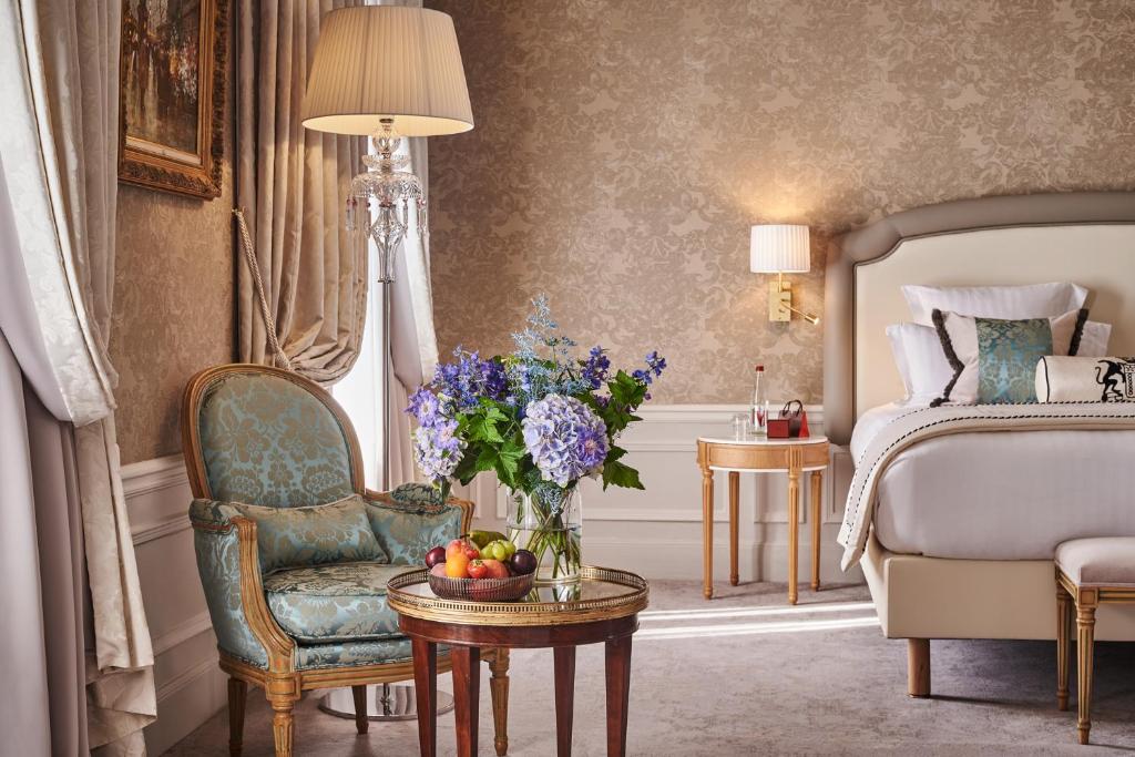 
Prestige Suite - rue de la Paix View
