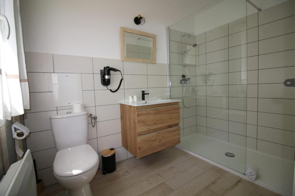Hotel Restaurant de la Poste - Habitación Doble Con Baño Privado