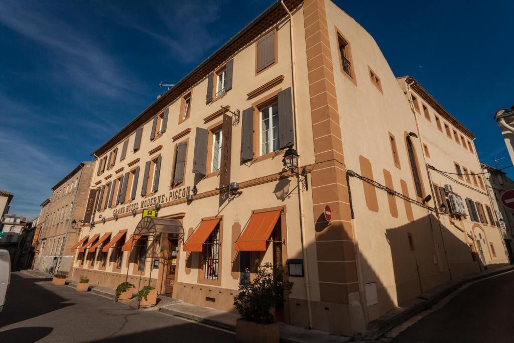 Budova, kde se hotel nachází