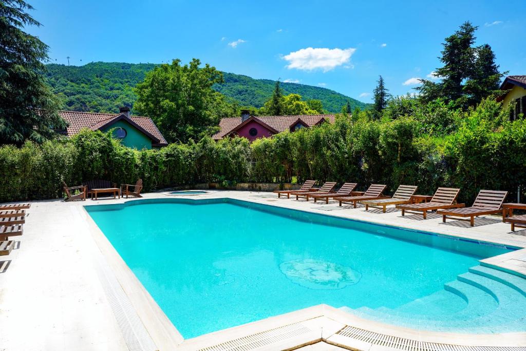 Nespecifikovaný výhled na hory nebo výhled na hory při pohledu z aparthotelu