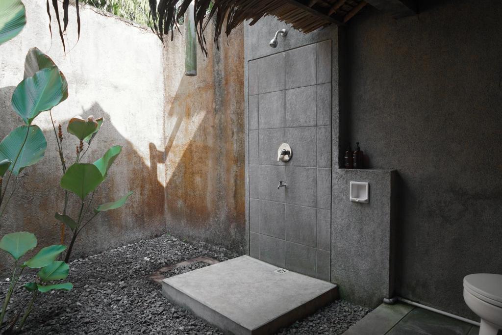 Galeriebild der Unterkunft Bale Karang Cottages in Batukaras