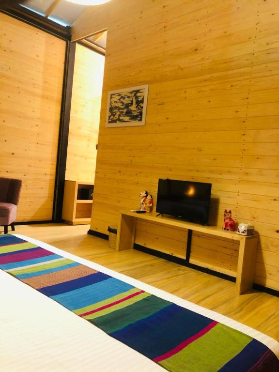 TV a/nebo společenská místnost v ubytování The Feel Luxury Boutique Hotel Ella