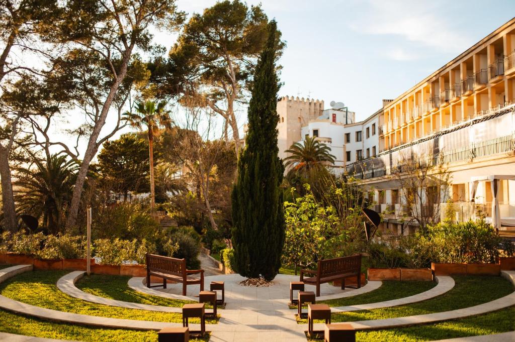Zahrada ubytování Secrets Mallorca Villamil Resort & Spa - Adults Only (+18)
