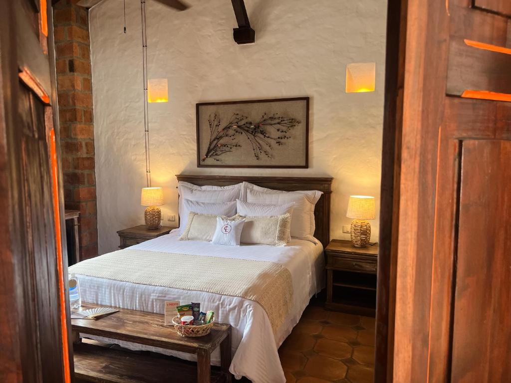 Postel nebo postele na pokoji v ubytování Casa Linaje Hotel Boutique - Cauca Viejo - Mayores de 10 años -