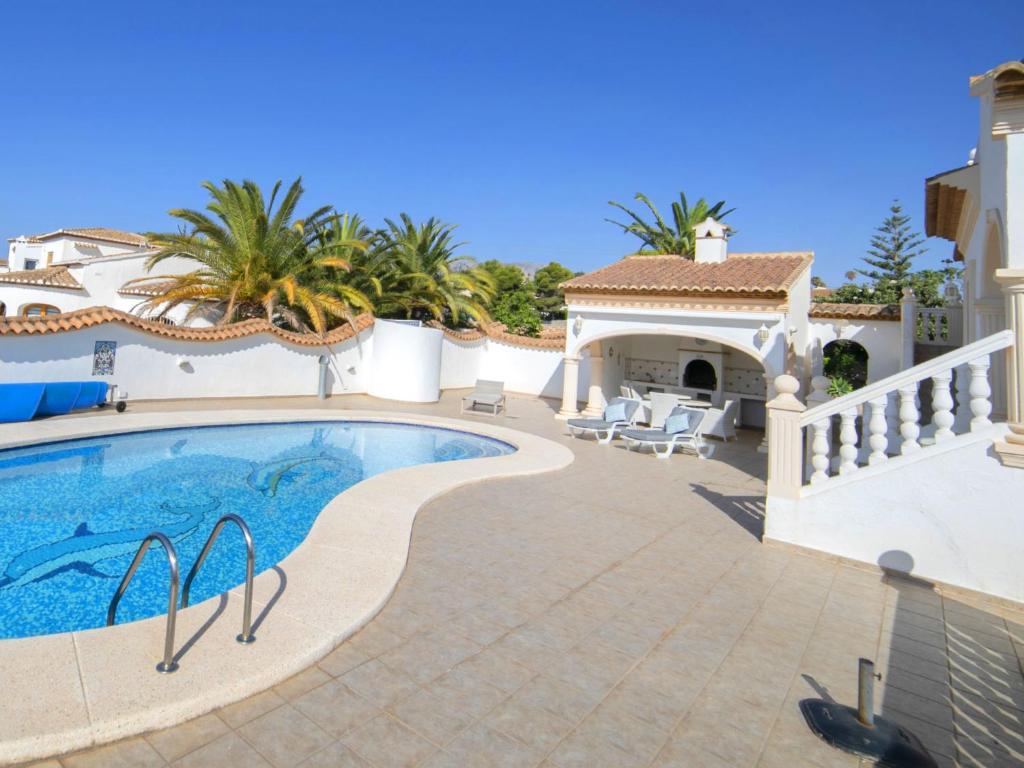 Bazén v ubytování Villa La Escapada by Interhome nebo v jeho okolí