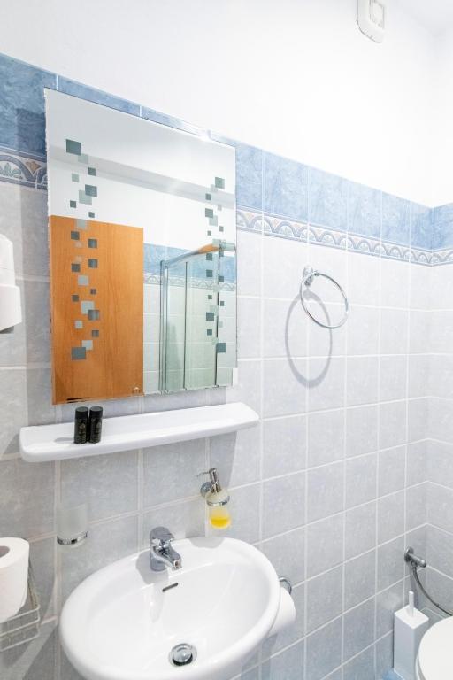 Koupelna v ubytování Agapi Hotel Tinos