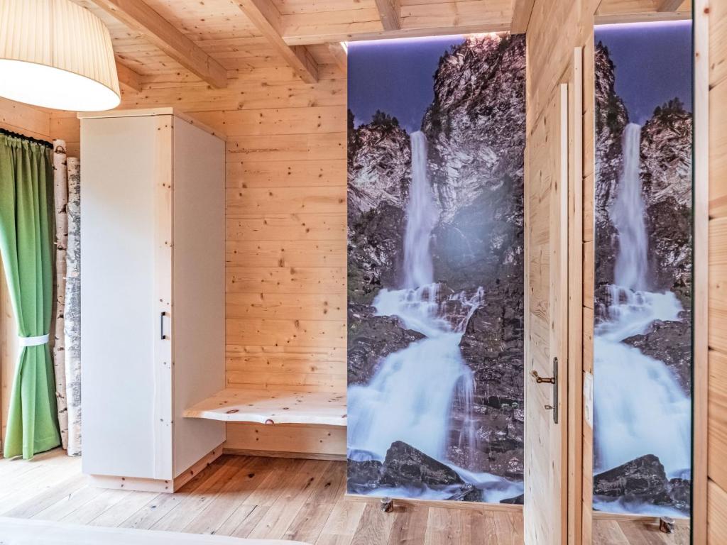 Fotografie z fotogalerie ubytování Chalet Glockner-2 by Interhome v destinaci Heiligenblut