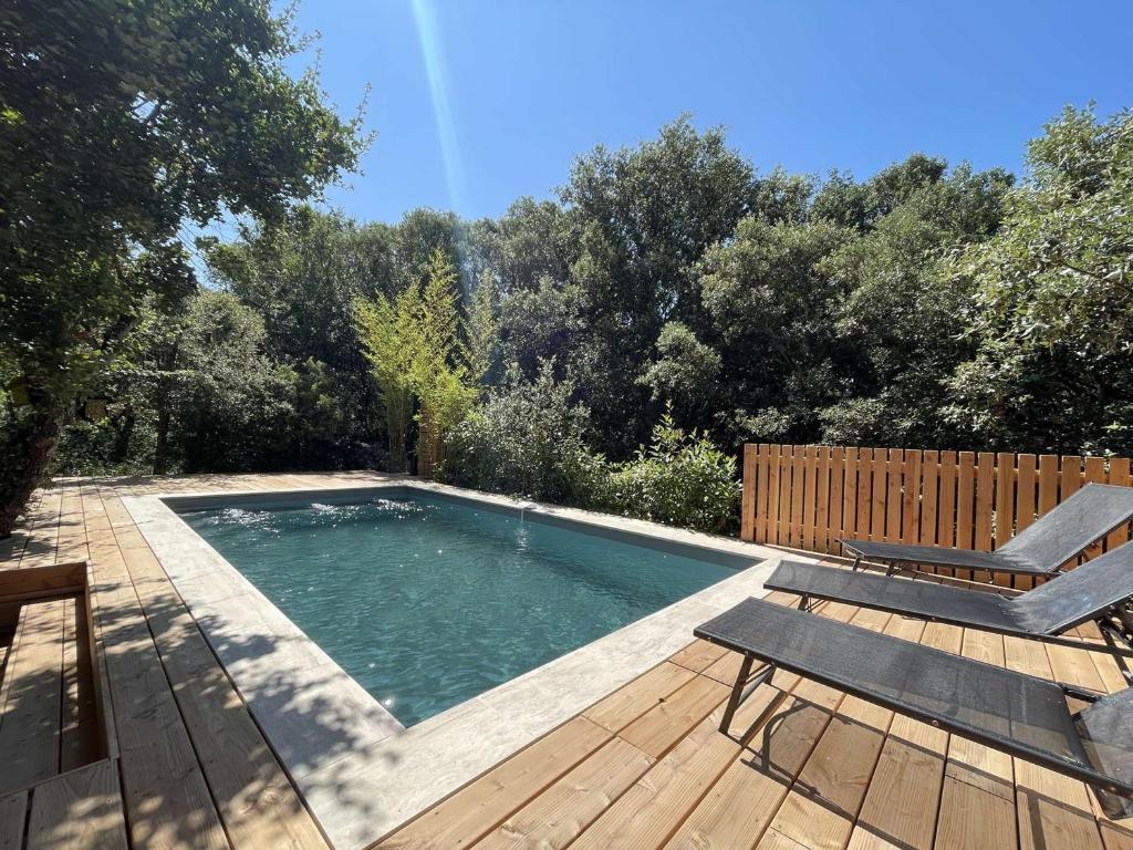 Villa avec piscine privée et grande terrasse, 6 pers, calme absolu, proche randonnées - FR-1-382-182 - Housity