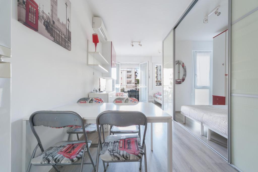 Kuchyňa alebo kuchynka v ubytovaní Residence Santa Fè Immobiliare Pacella