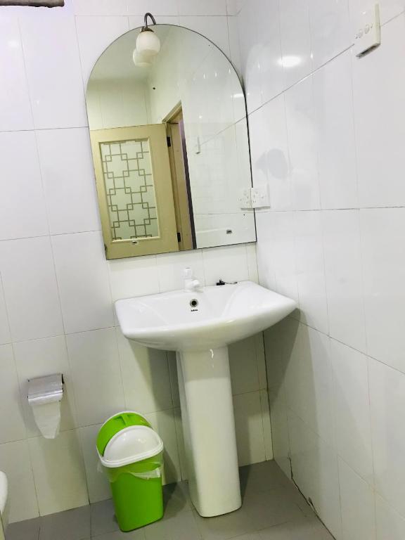 Koupelna v ubytování Sigiri Mihira Home Stay