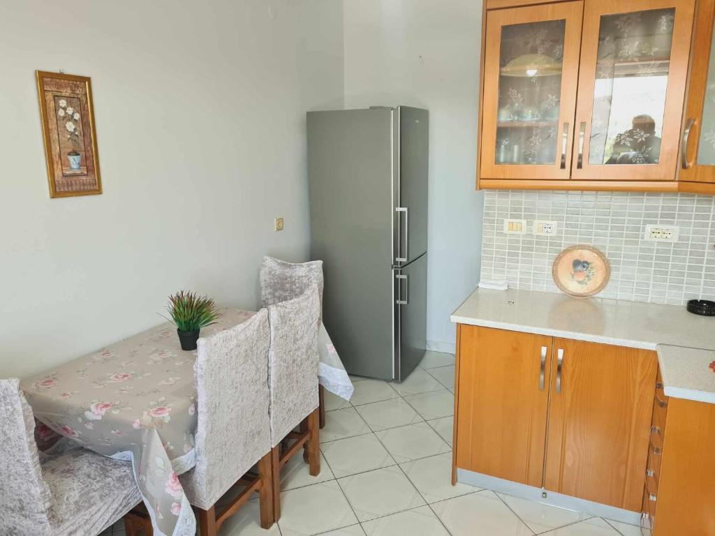 Fotografie z fotogalerie ubytování Suzana Apartment v destinaci Çukë