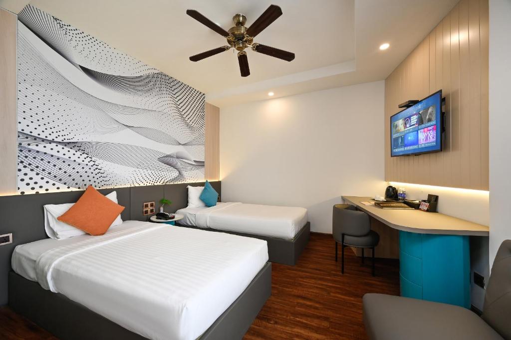 Phòng Deluxe 2 Giường Đơn Có Cửa Sổ