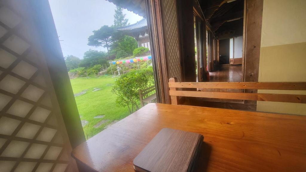Zahrada ubytování Pet Friendly Hanok Temple Stay