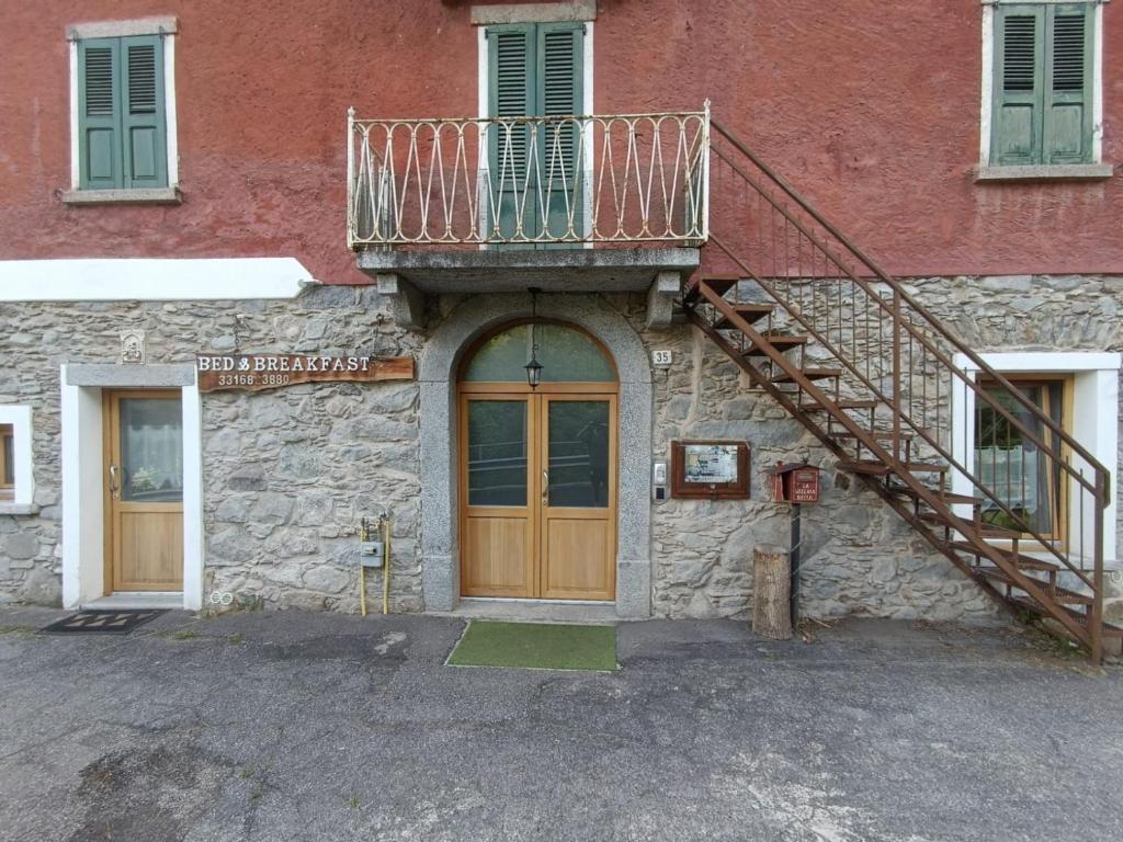 Budova, kde se bed and breakfast nachází