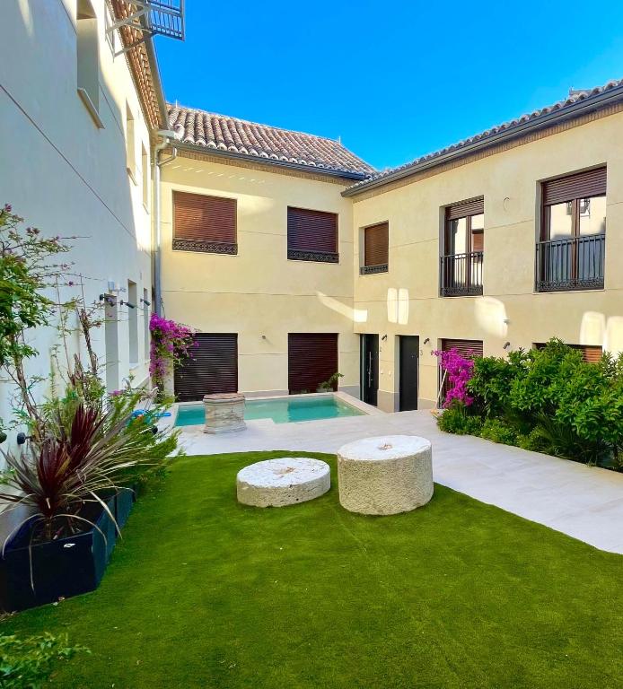 La Vega de San Torcuato - 3 HABITACIONES DOBLESにある庭