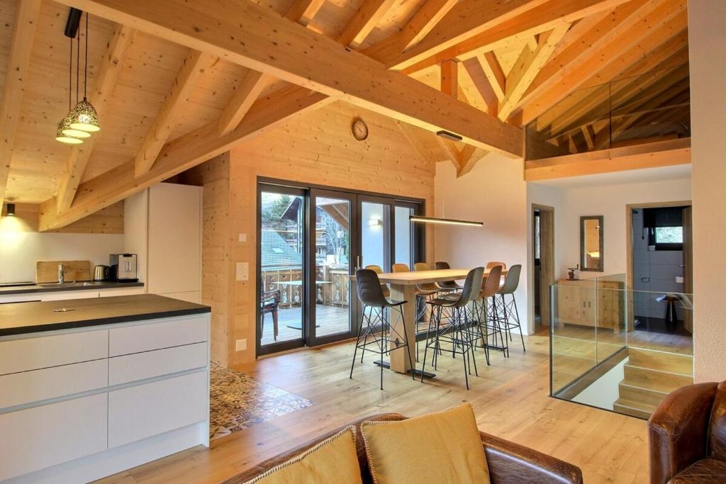 Una cocina o zona de cocina en Source 24 Penthouse Spectacular View