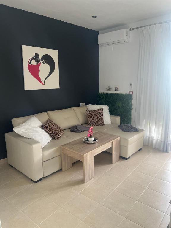 ÁTICO RILQUE, Apartamentos Independientes con Jacuzzi Privado y Terraza en Ronda - 19