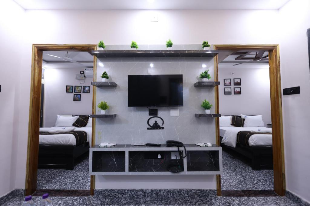Photo de la galerie de l'établissement A Meridian Stay, à Tirupati