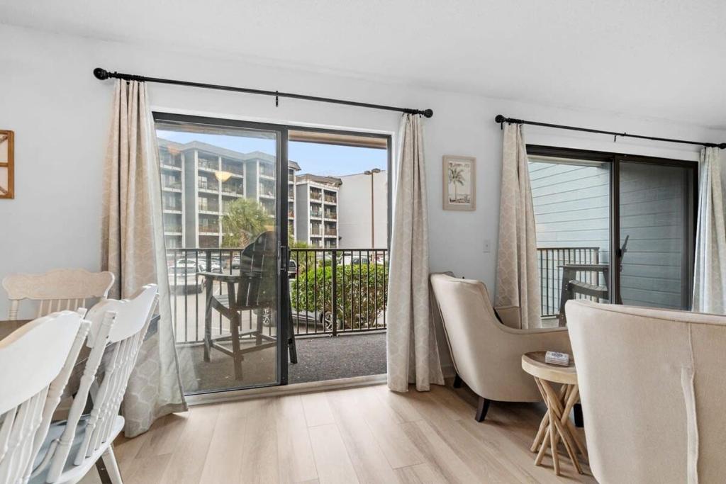 Balkón nebo terasa v ubytování Myrtle Beach Resort Oceanfront Unit B129