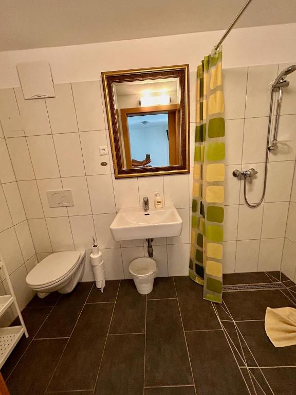 Ein Badezimmer in der Unterkunft Strandhotel Prinz