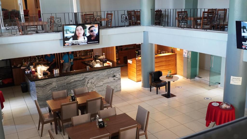 TV a/nebo společenská místnost v ubytování Hotel Real de La Barca