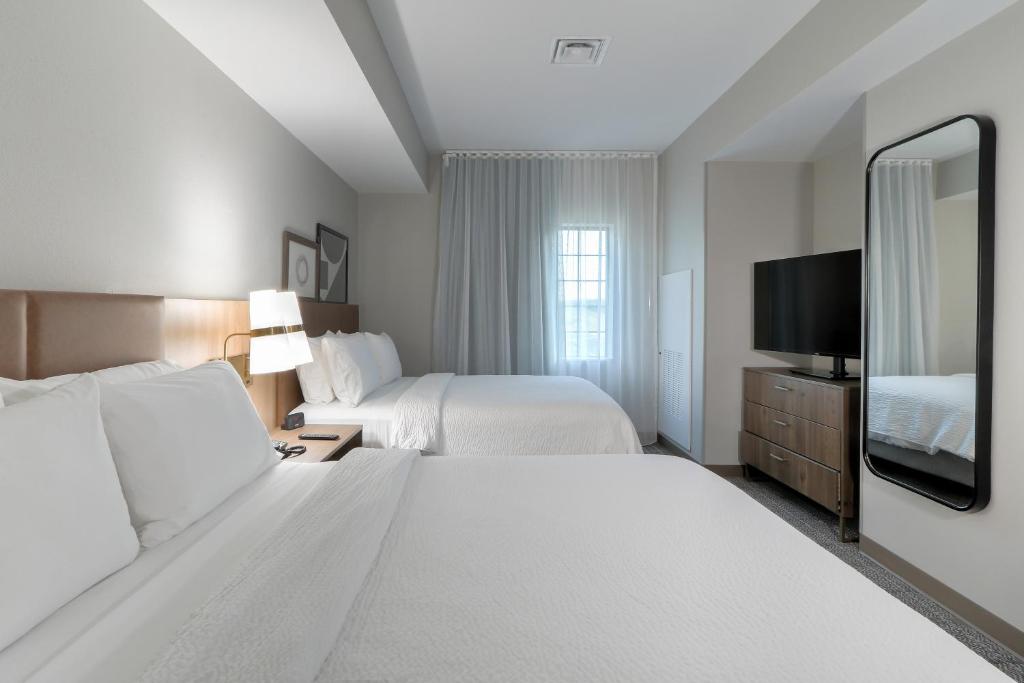Staybridge Suites Pigeon Forge - Smoky Mtns by IHG photo