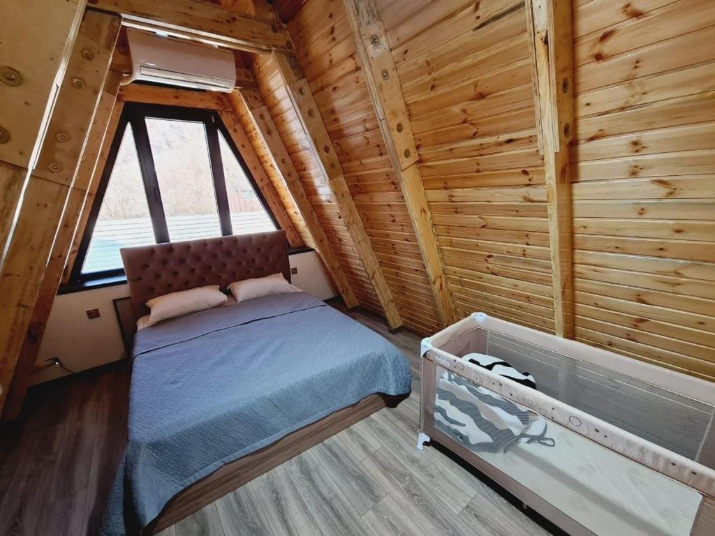 Postel nebo postele na pokoji v ubytování Aframe Heating pool FrD