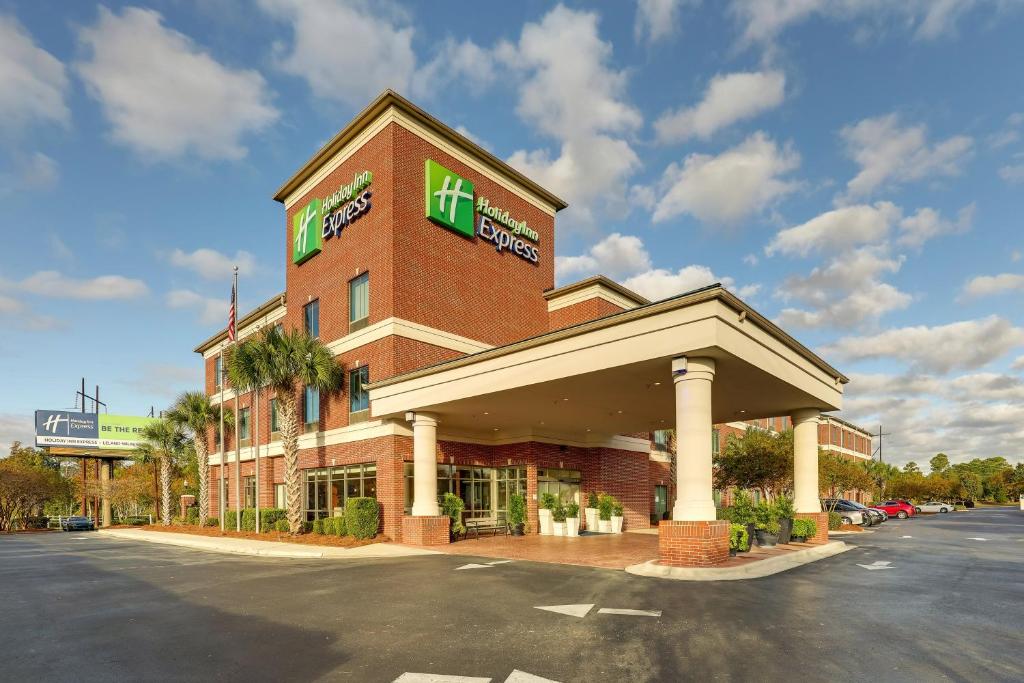 Holiday Inn Express Leland  Wilmington Area