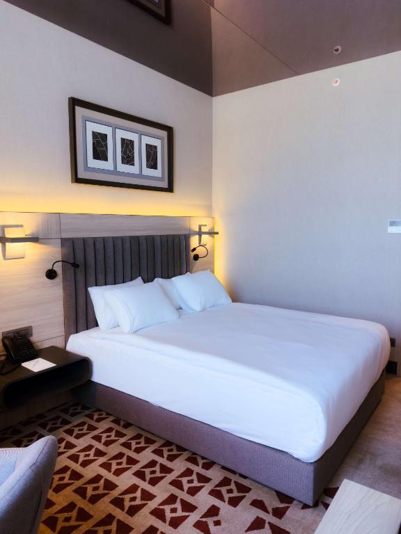 Postel nebo postele na pokoji v ubytování Best Western Plus Hotel Konak