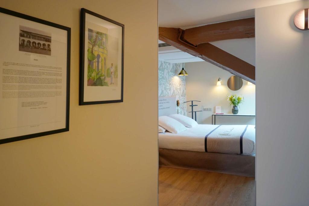 Hôtel Littéraire Arthur Rimbaud, BW Signature Collection - Resim 28