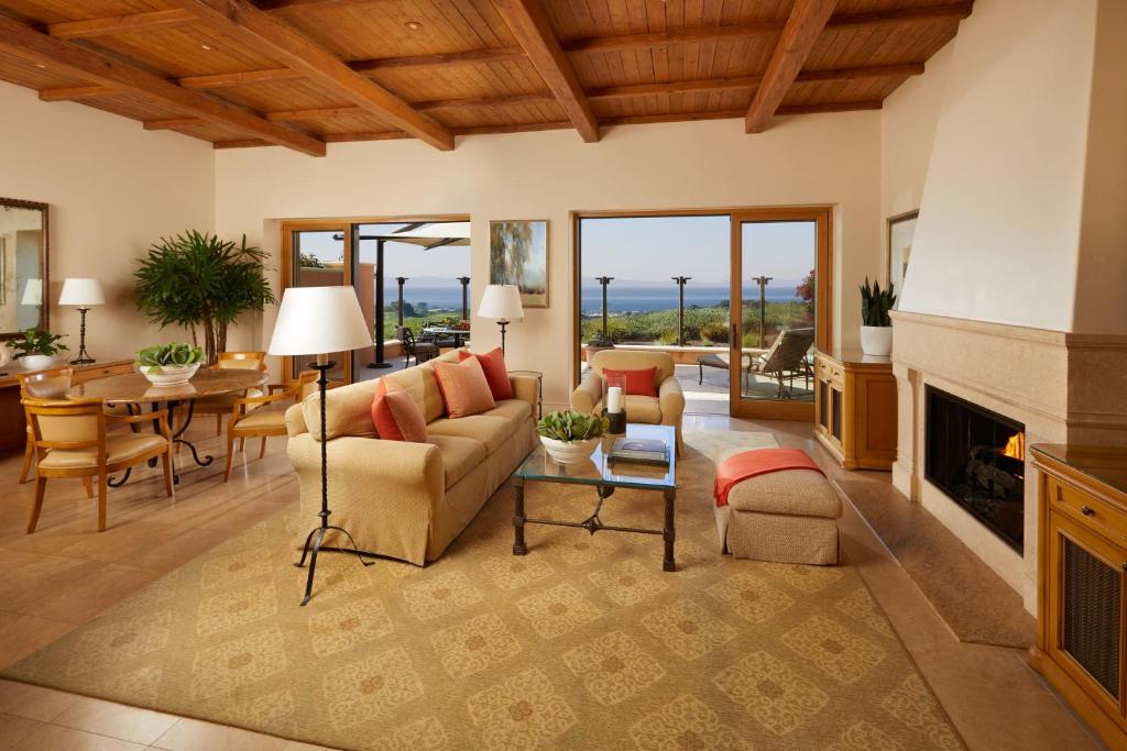 The Resort at Pelican Hill - Three-Bedroom Villa With Balcony - Ocean View