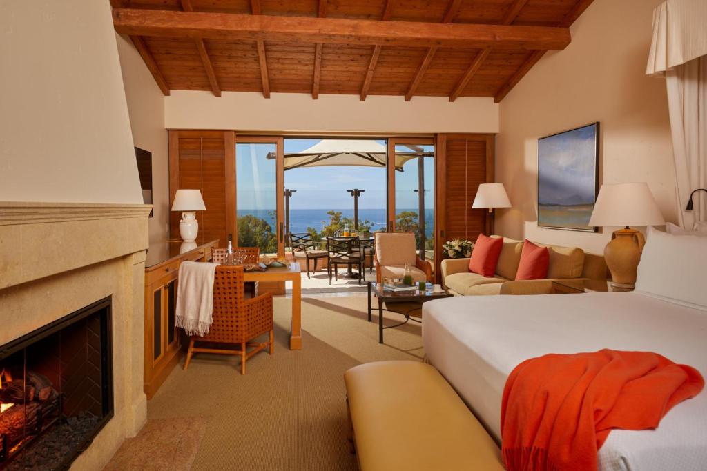 The Resort at Pelican Hill - King Bungalow With Balcony And Ocean View